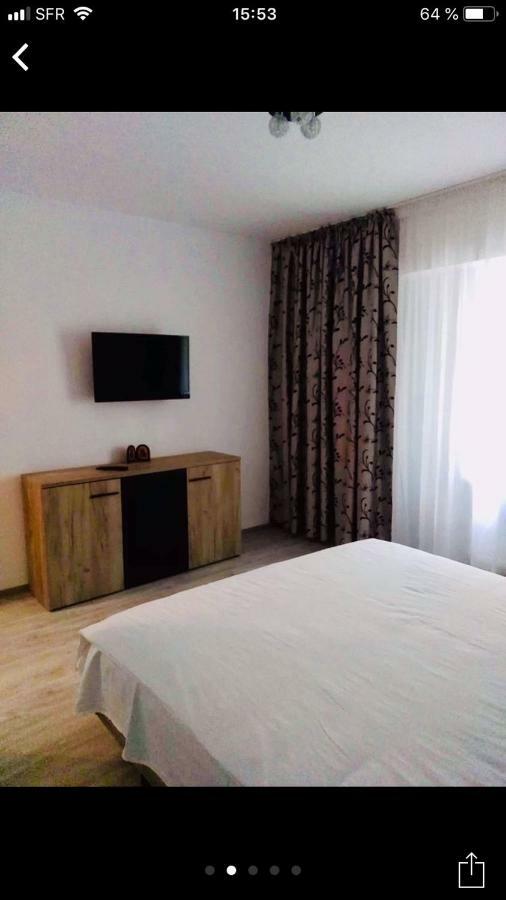 Centre Home Mazepa กาลาจิ ภายนอก รูปภาพ
